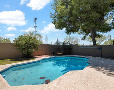 26815 N 79th Street - Photo Thumbnail 31