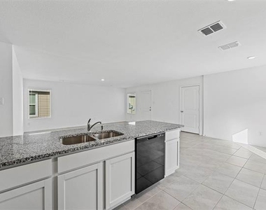 135 Wheatgrass Lane - Photo Thumbnail 4