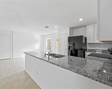 135 Wheatgrass Lane - Photo Thumbnail 5