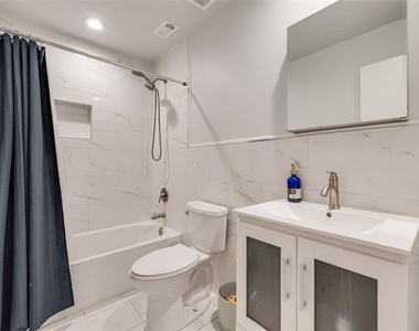 4926 Homer Street - Photo Thumbnail 23