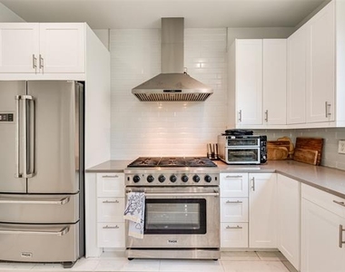 4926 Homer Street - Photo Thumbnail 16