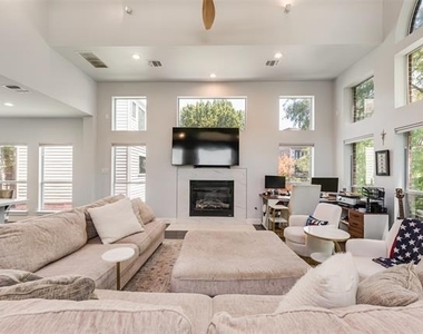 4926 Homer Street - Photo Thumbnail 9