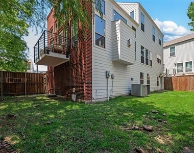 4926 Homer Street - Photo Thumbnail 31