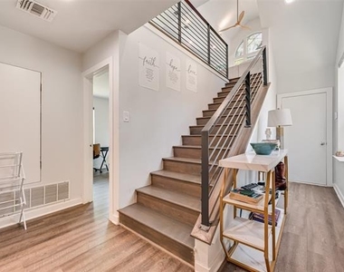 4926 Homer Street - Photo Thumbnail 6
