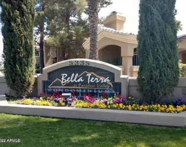 5335 E Shea Boulevard - Photo Thumbnail 3