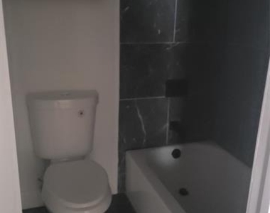 2715 Westgate Drive - Photo Thumbnail 3