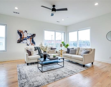 1612 Bennett Avenue - Photo Thumbnail 14