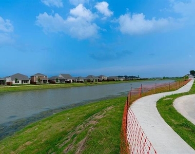 4802 Ellison Drive - Photo Thumbnail 15