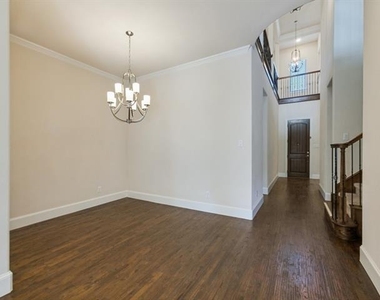 3004 Deansbrook Drive - Photo Thumbnail 1