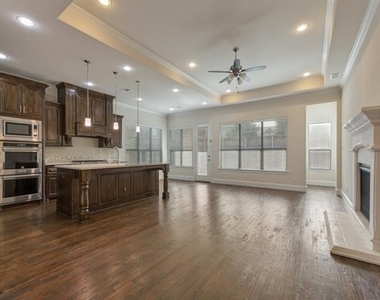3004 Deansbrook Drive - Photo Thumbnail 2