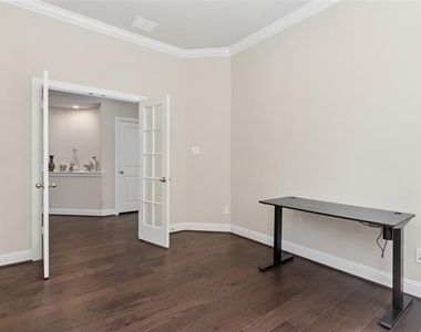 6723 Palo Duro Drive - Photo Thumbnail 11