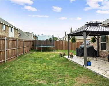 260 Hilltop Drive - Photo Thumbnail 21