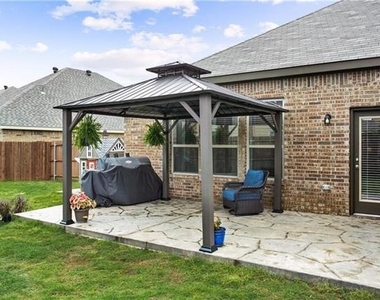 260 Hilltop Drive - Photo Thumbnail 20