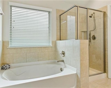 260 Hilltop Drive - Photo Thumbnail 15