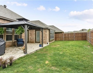 260 Hilltop Drive - Photo Thumbnail 23