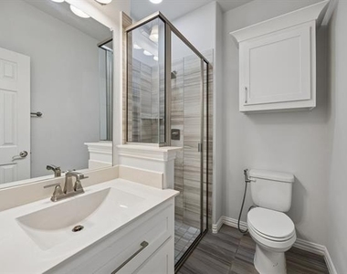 11901 Smithton Avenue - Photo Thumbnail 24