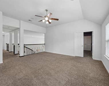 11901 Smithton Avenue - Photo Thumbnail 16