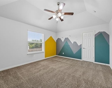 11901 Smithton Avenue - Photo Thumbnail 22