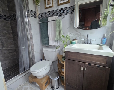 1867 Bleecker Street - Photo Thumbnail 12