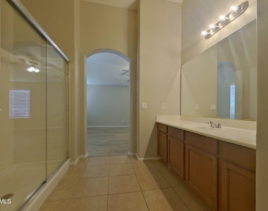 10368 W Atlantis Way - Photo Thumbnail 7