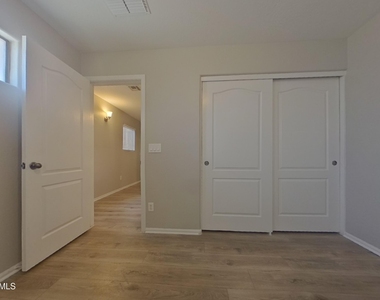 10368 W Atlantis Way - Photo Thumbnail 8