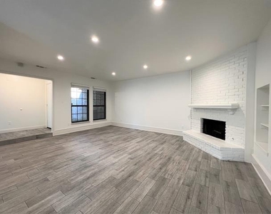 9408 Summerhill Lane - Photo Thumbnail 1
