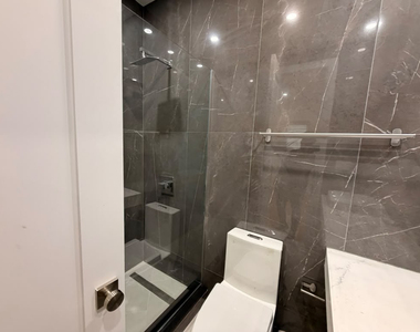 384 Chauncey Street - Photo Thumbnail 16