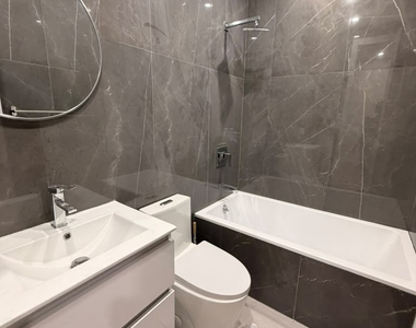 384 Chauncey Street - Photo Thumbnail 17