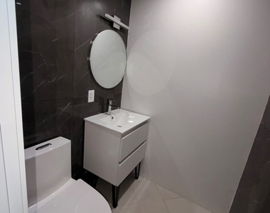 384 Chauncey Street - Photo Thumbnail 10