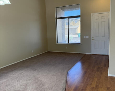 15884 W Cocopah Street - Photo Thumbnail 4