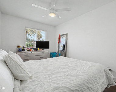 3524 E Angela Drive - Photo Thumbnail 15