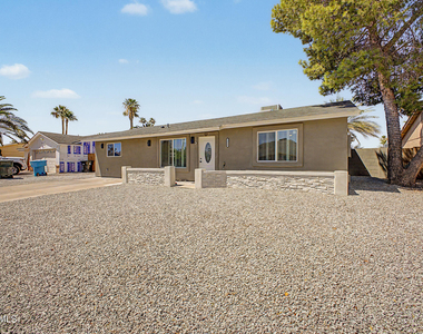 3524 E Angela Drive - Photo Thumbnail 2