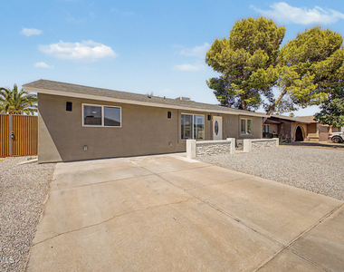 3524 E Angela Drive - Photo Thumbnail 1