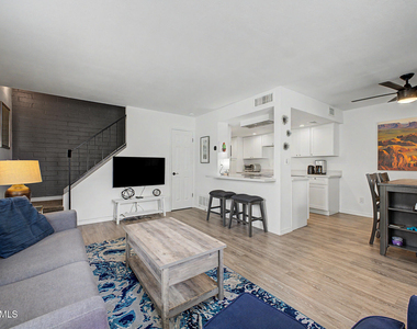 4158 N 81st Street - Photo Thumbnail 3
