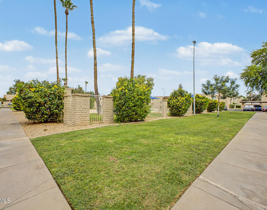 4158 N 81st Street - Photo Thumbnail 30
