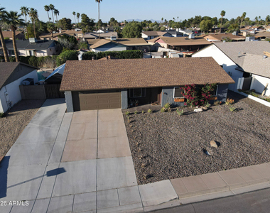 2200 N Los Altos Drive - Photo Thumbnail 40