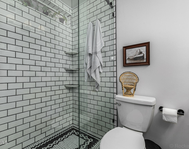 2200 N Los Altos Drive - Photo Thumbnail 17