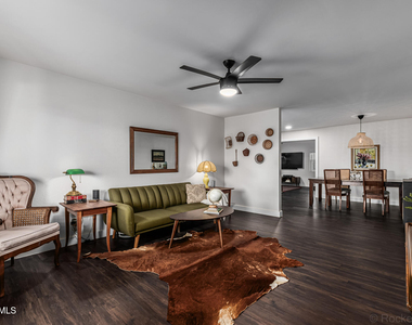 2200 N Los Altos Drive - Photo Thumbnail 5