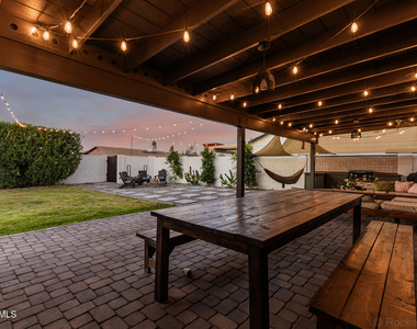 2200 N Los Altos Drive - Photo Thumbnail 33