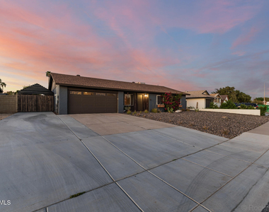 2200 N Los Altos Drive - Photo Thumbnail 1