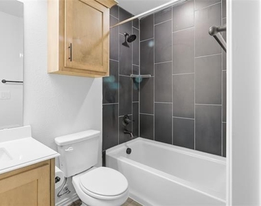1474 Milton Lane - Photo Thumbnail 23