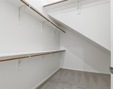 1474 Milton Lane - Photo Thumbnail 16