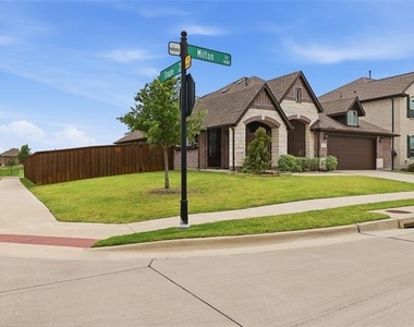1474 Milton Lane - Photo Thumbnail 2