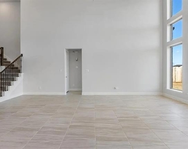 331 Old Silo Street - Photo Thumbnail 4