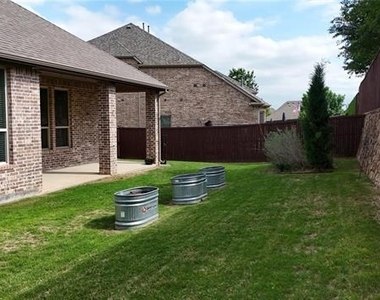 13721 Vera Cruz Road - Photo Thumbnail 12