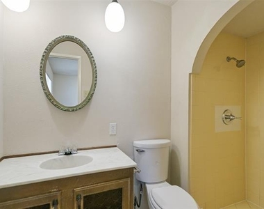 1429 Whitehall Drive - Photo Thumbnail 10
