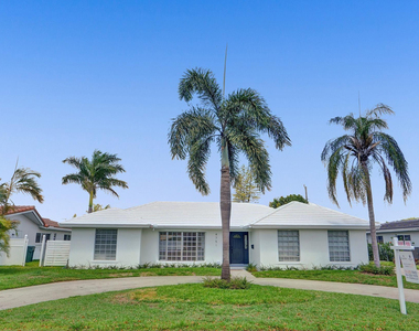 4751 Ne 29th Avenue - Photo Thumbnail 4