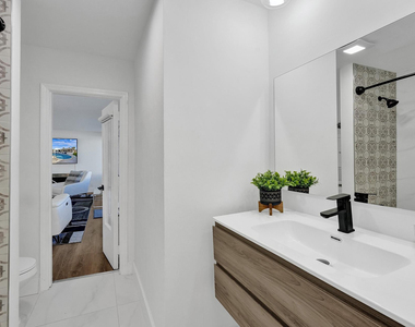 4751 Ne 29th Avenue - Photo Thumbnail 38