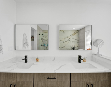 4751 Ne 29th Avenue - Photo Thumbnail 29