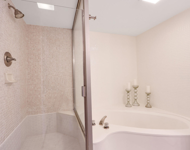 4200 N Ocean Drive - Photo Thumbnail 23